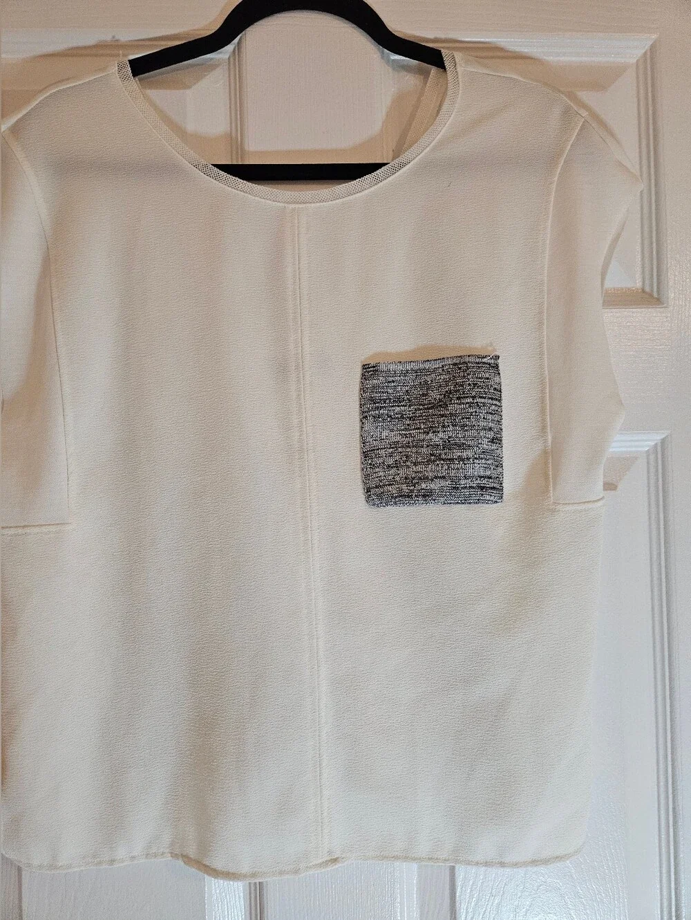 Zara Cream Short-Sleeve Top with Gray Pocket - Picture 2 of 6